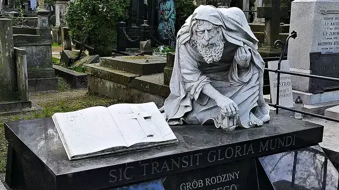Zdjęcie Nie czekajcie ja nie wrócę wiersz - znaczenie i kontekst pożegnania